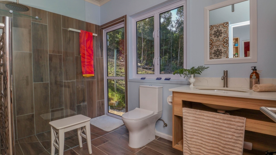5 Bedroom Property for Sale in Narnia Western Cape